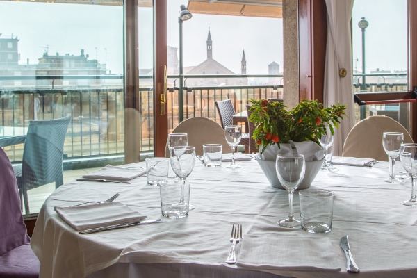 Hotel Grande Albergo Roma (Piacenza)